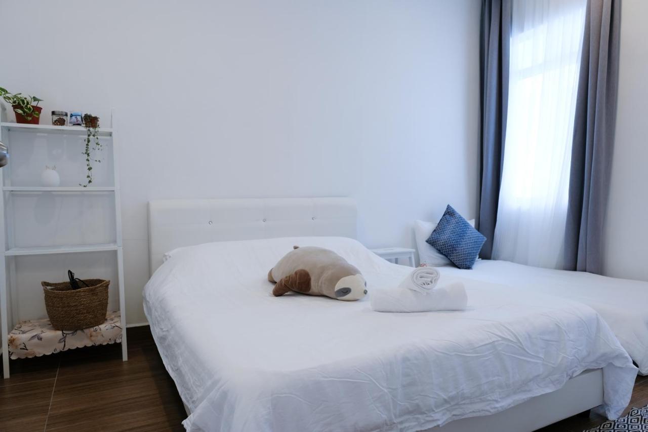 Comfy Sofy 21- Backyard Garden- Night Market Area คาเมรอนไฮแลนด์ ภายนอก รูปภาพ